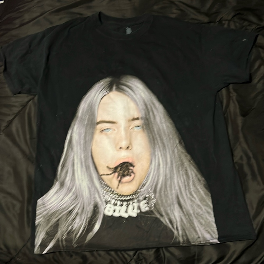 Large woman’s T shirt with Billie Eillish